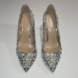 Aldo Holiday Pumps - Size 6.5